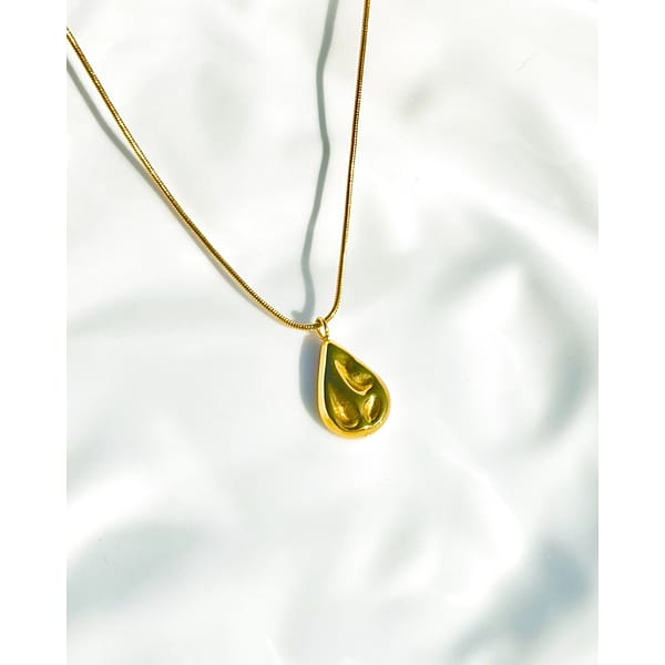 Soil Necklace